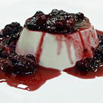Panna cotta z gozdnimi sadeži